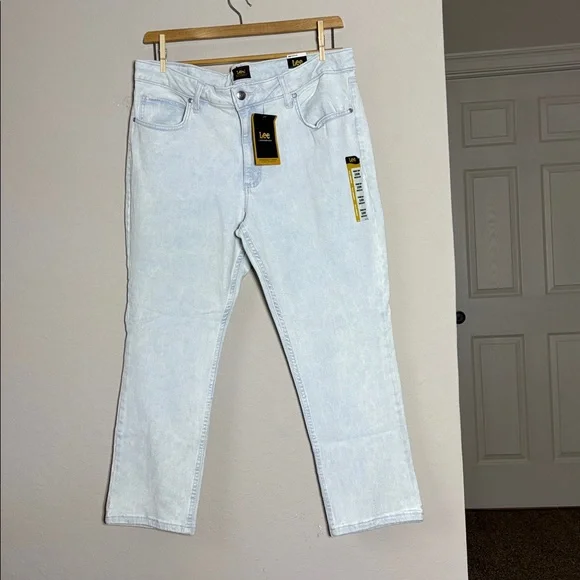 Lee Legendary Women’s Moon light Mid-rise straight crop Jeans. NWT Sise 16 M - Picture 2 of 12